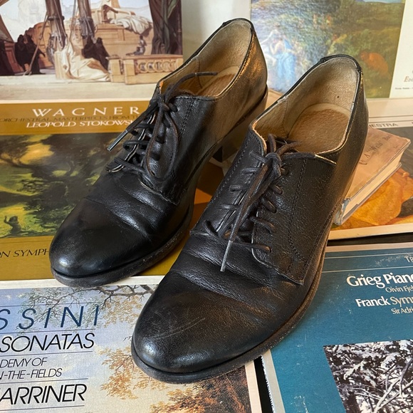 Frye Shoes - Frye Anna Oxford Womens Size 7.5 Black Antique Soft Vintage Leather Stacked Heel